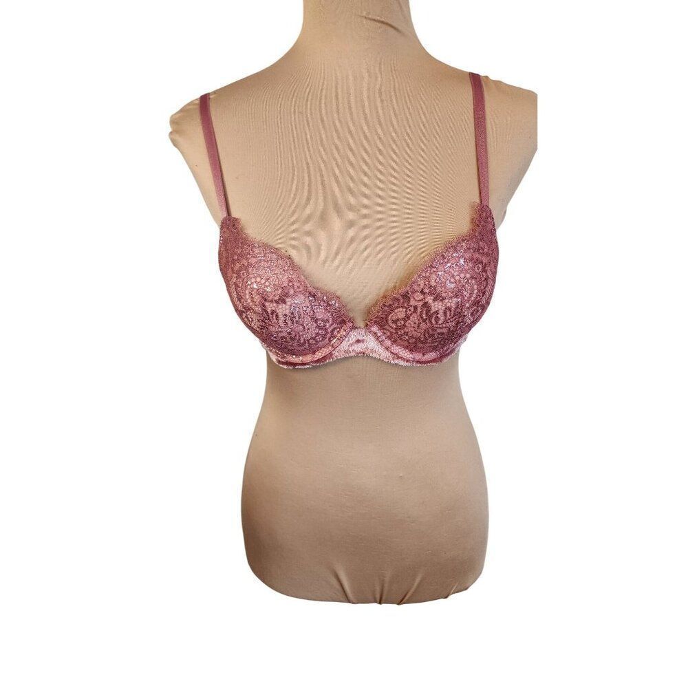 Victoria Secret Very Sexy Push up Bra Size 32A in Rose